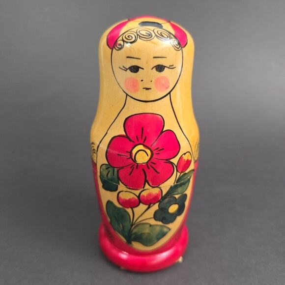 Matryoshka Wood Nesting Dolls Hand Painted Russian 4 Piece Stacking USSR - Picture 10 of 11